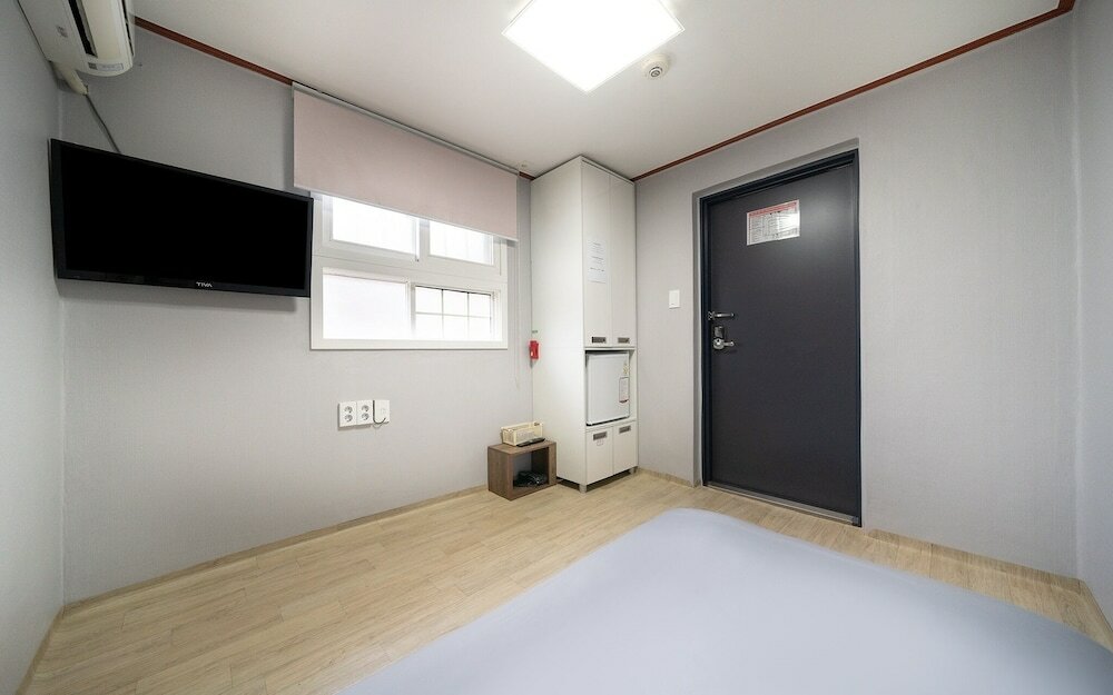 Фото Jangchung Jc Inn