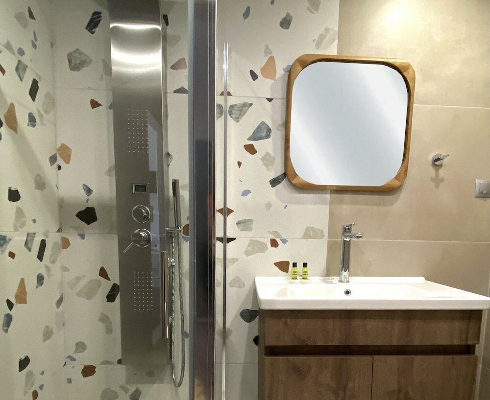 Фото Penthouse & Apartments by the Sea near Airport