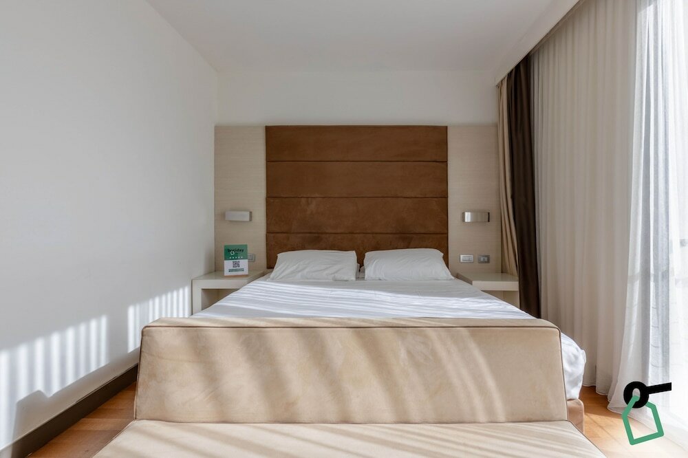 Фото Hotiday Hotel Pisa