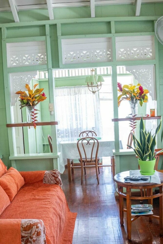 Фото Cholson Chalets Limited