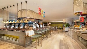 Гостиница Holiday Inn Shijiazhuang Central