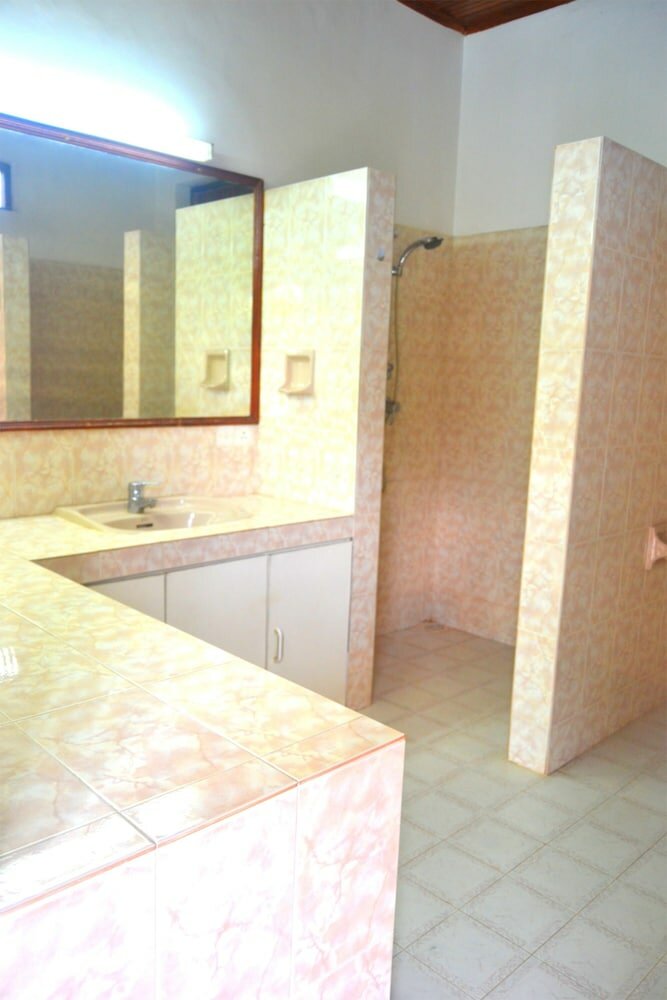 Фото Chaya Villa Guest House