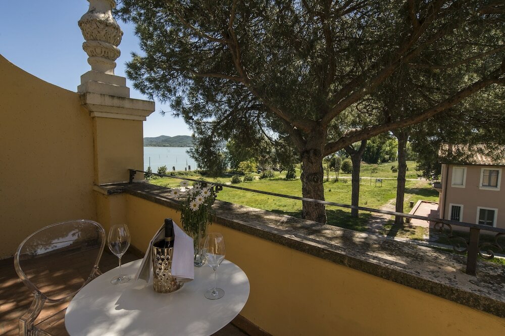 Фото Isola Polvese Resort