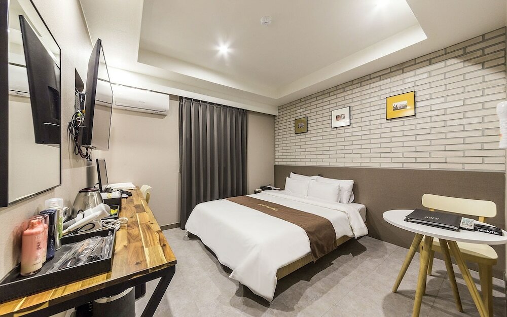 Фото Top Hotel Yongin