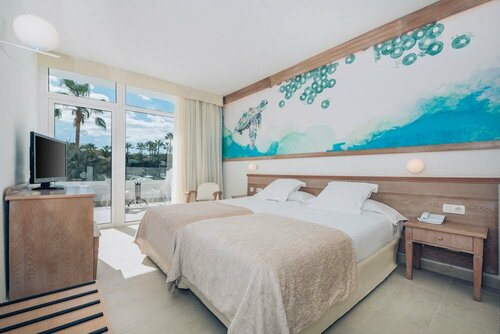 Внешний вид отеля Iberostar Las Dalias - All Inclusive в Адехе, фото 5