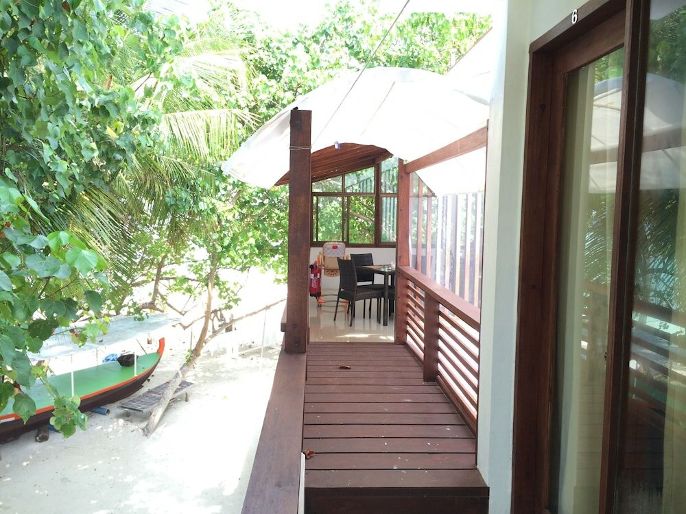 Фото Liberty Guest House Maldives