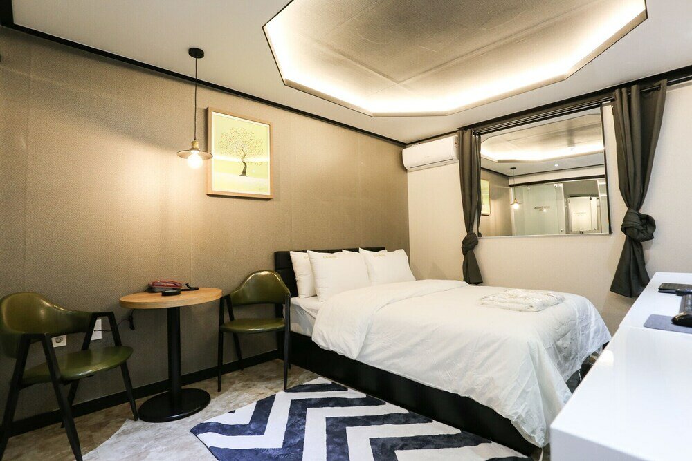 Фото Yeongdeungpo New Silla