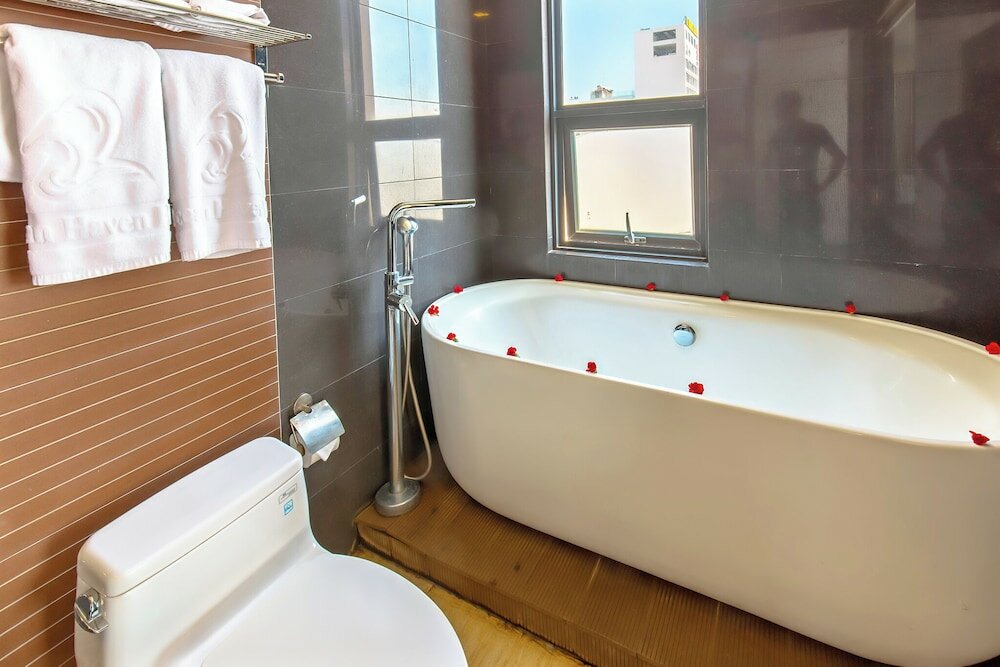 Фото Ocean Haven Hotel