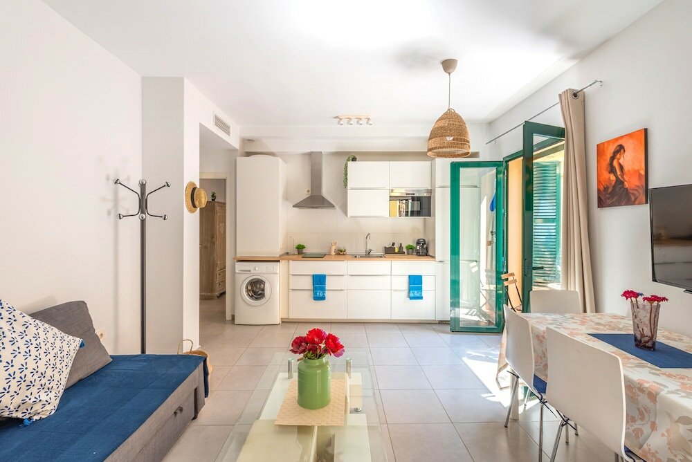 Фото Skysea Holidays City Center Suites