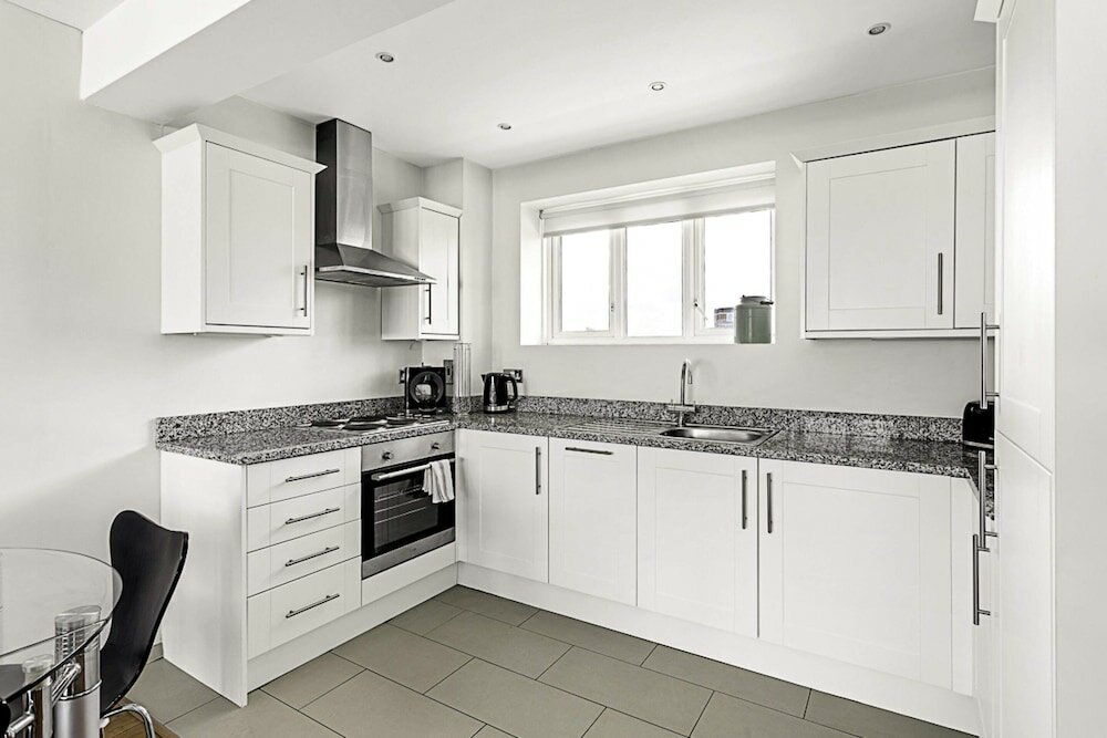 Фото 1-bed London Bliss: Putney Gem