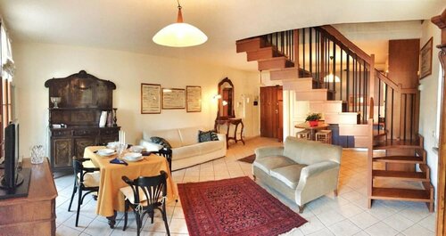 Апартаменты Anita Apartment Overlooking the Lake in Verbania в Вербании