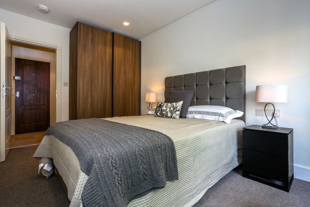 Фото 64817463081