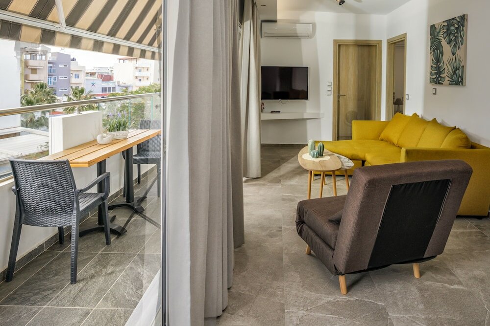 Фото Semes Luxury Apartments by Estia