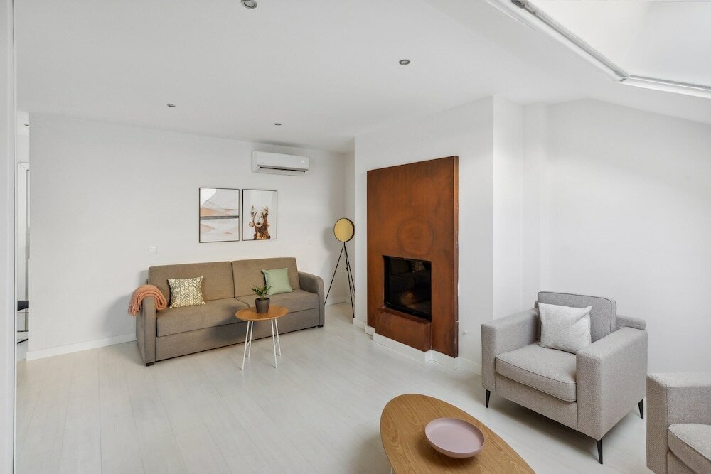 Фото Limehome Madrid Calle de la Paloma