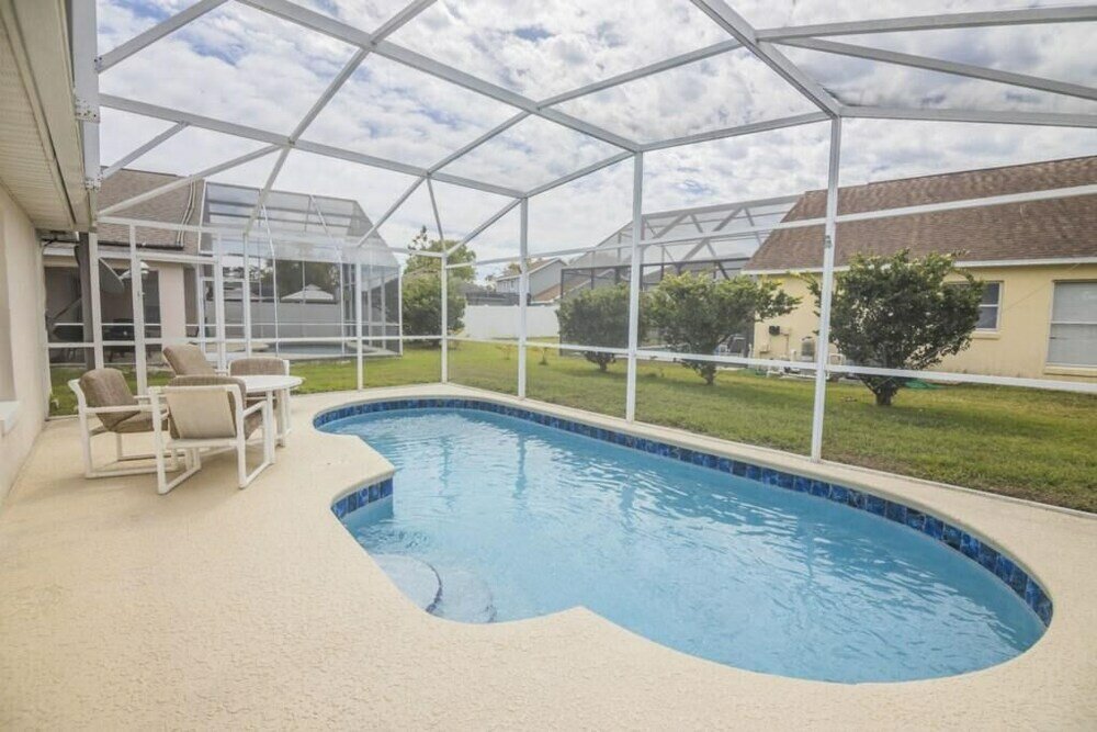 Фото Peter's Creekside Vacation Home