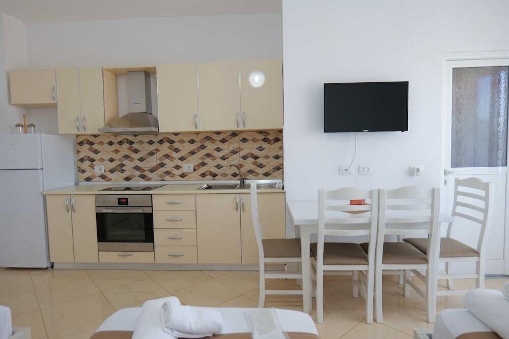 Фото Shark Hotel