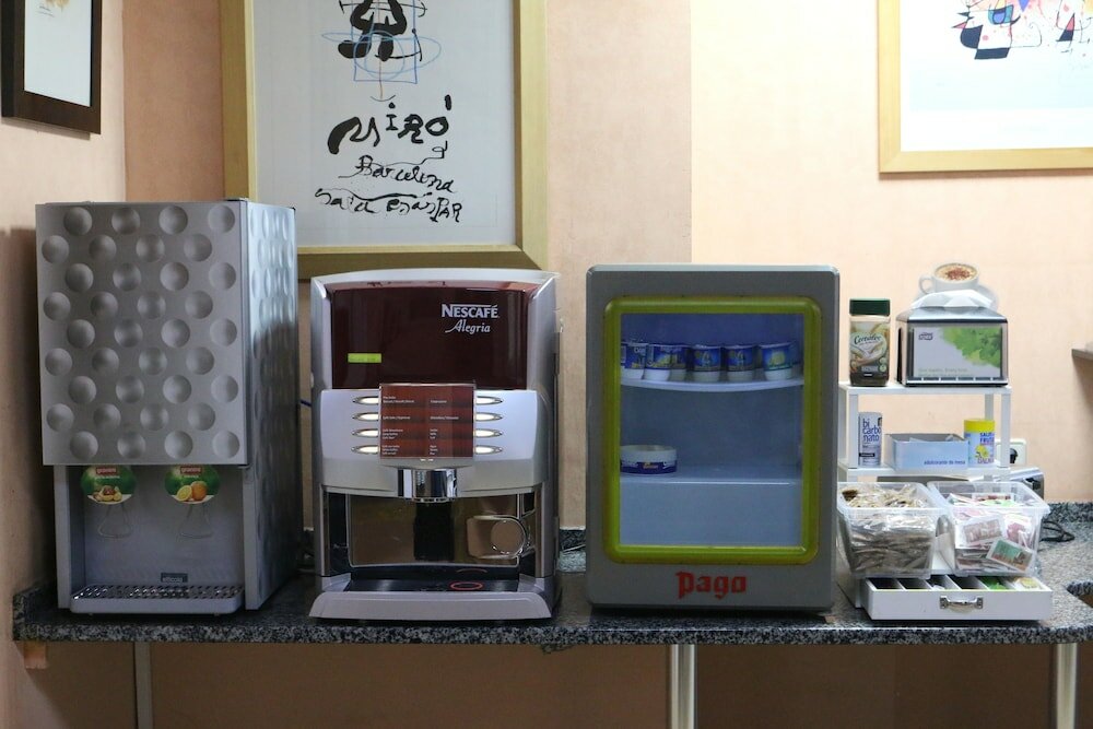 Фото Hostal Cataluña