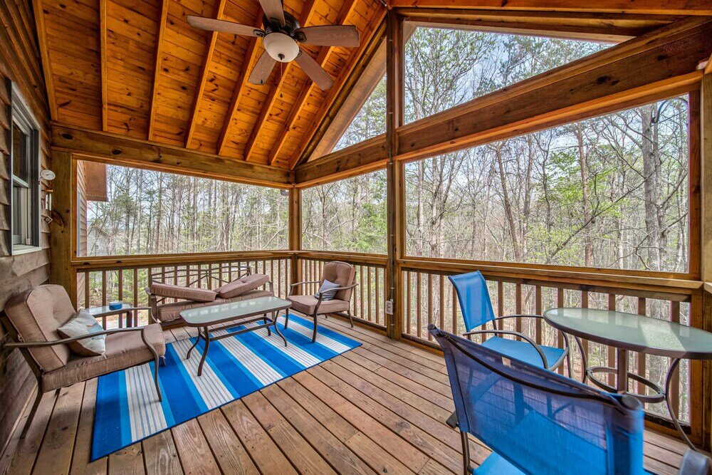 Фото Leisure Bear Lodge