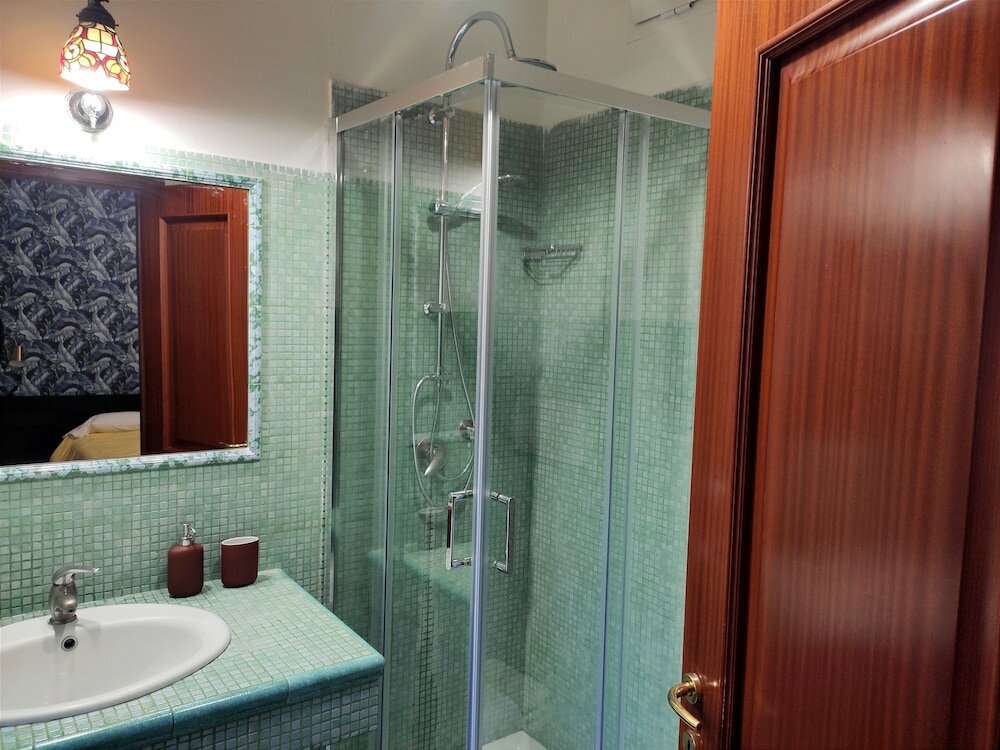 Фото Luxury Suites - Stay Inn Rome Experience