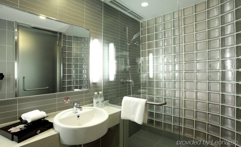 Фото Holiday Inn Express Chengdu Wuhou, an Ihg Hotel