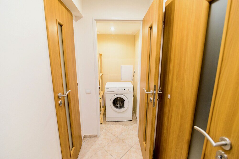 Фото Ground Floor Apartment