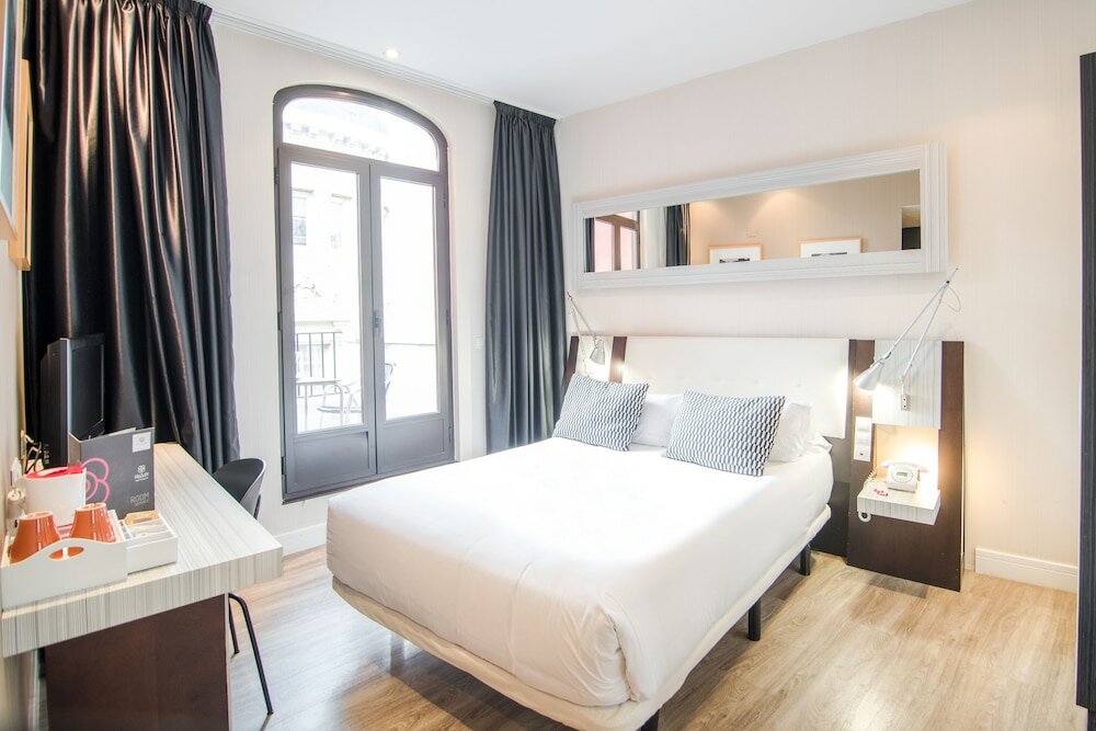Фото Petit Palace Chueca