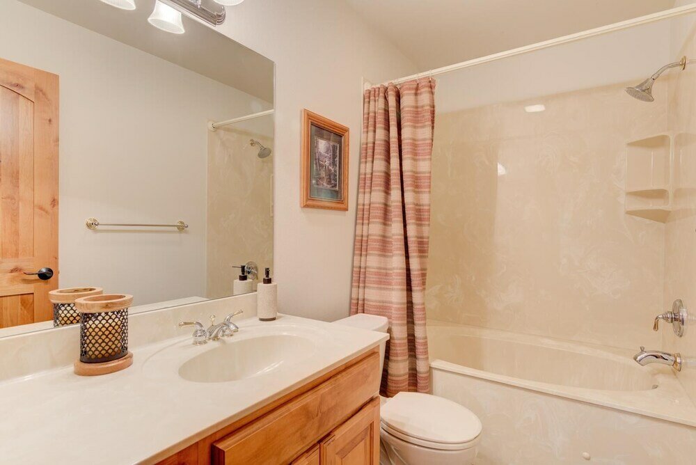 Фото Upland Road 17051