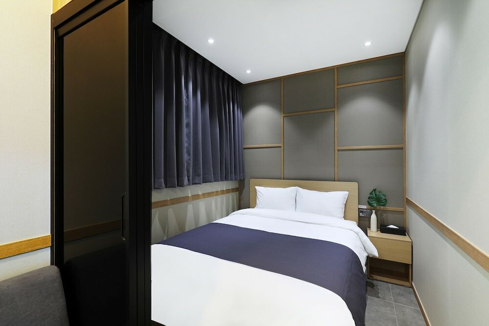 Фото The Stay Classic Hotel Myeongdong