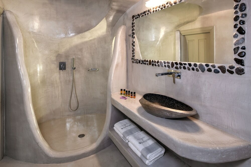 Фото Kaleidoscope Oia Suites