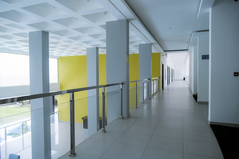 Фото Отель Trincomalee Beach Resort & Spa