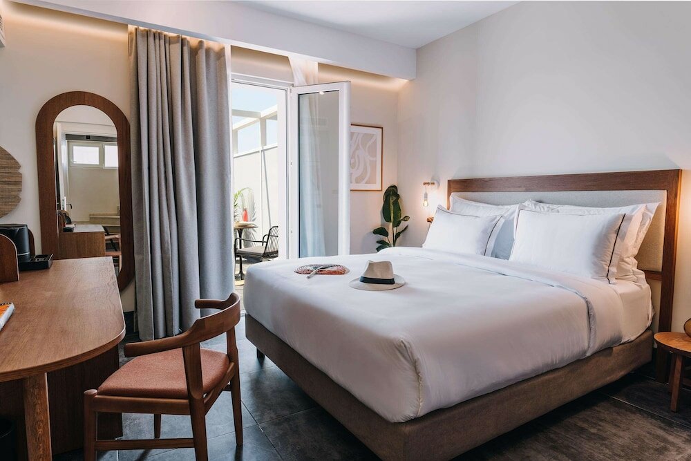 Фото Dave by the Beach Loutraki