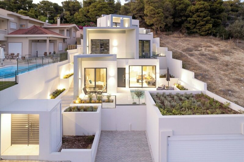 Гостиница White Cliff Luxury Suites