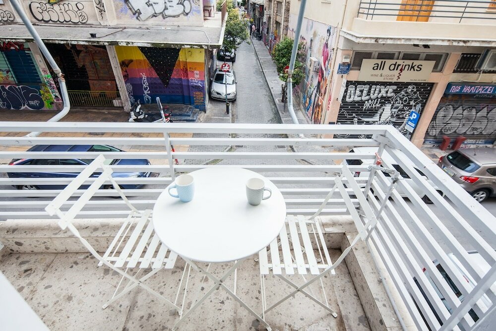 Фото Beautiful Aparment in Psiri-Monastiraki