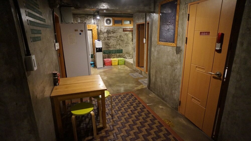 Фото Guesthouse H