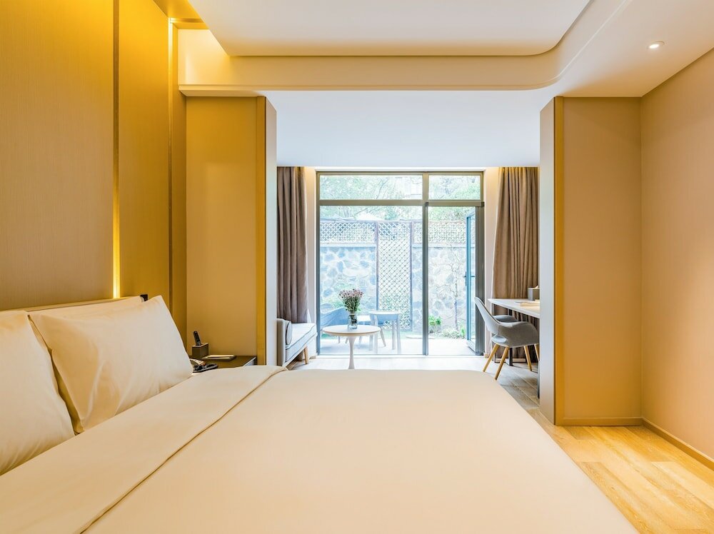 Фото Atour Hotel Jiangnan Road Ningbo