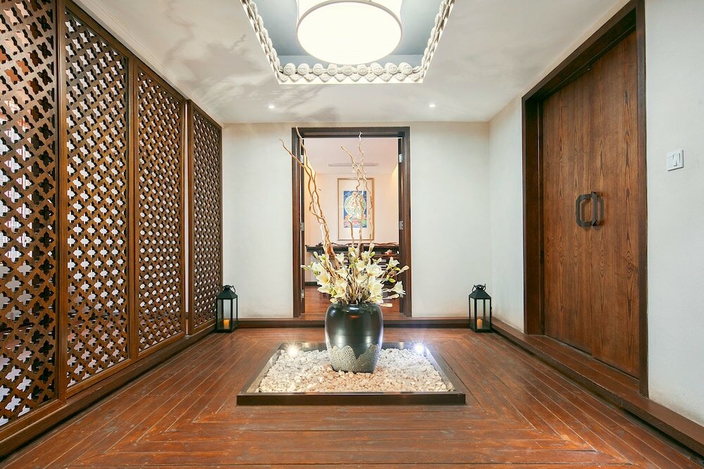 Фото Qianna Hotel