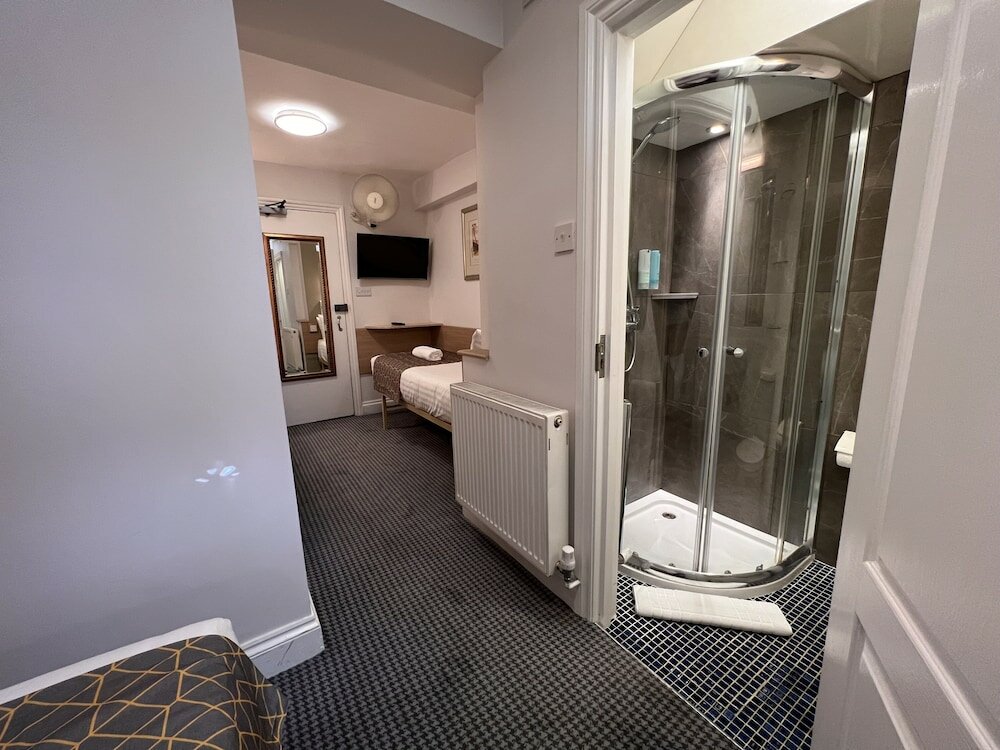 Фото The Suites- St Pancras Hotel Group