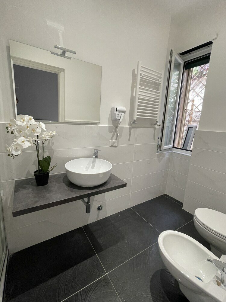 Фото Vomero Suite and deluxe room