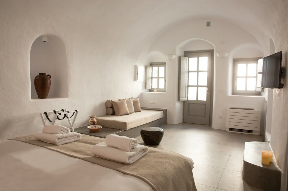 Фото Cydonia Caves