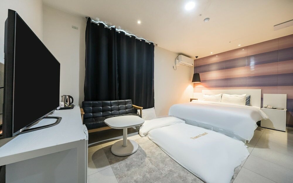 Фото Tiamo Hotel Yeosu