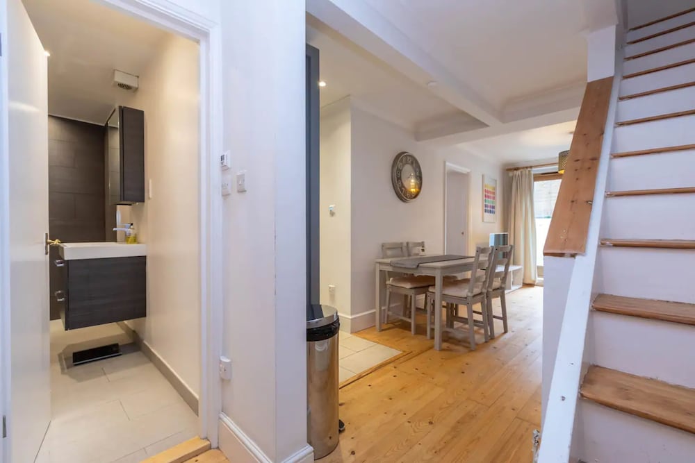 Фото Lovely 1 Bedroom Apartment in Colourful Notting Hill