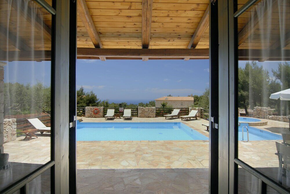 Фото Aresti Mountain Resort