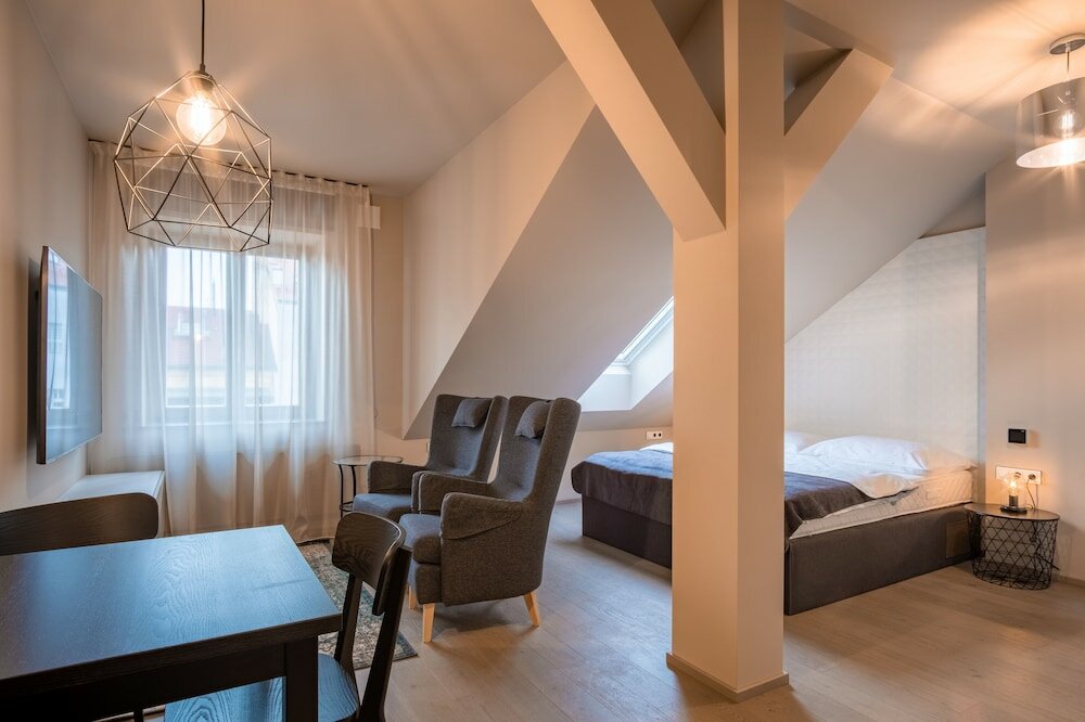 Фото Aparthotel Rimska 14