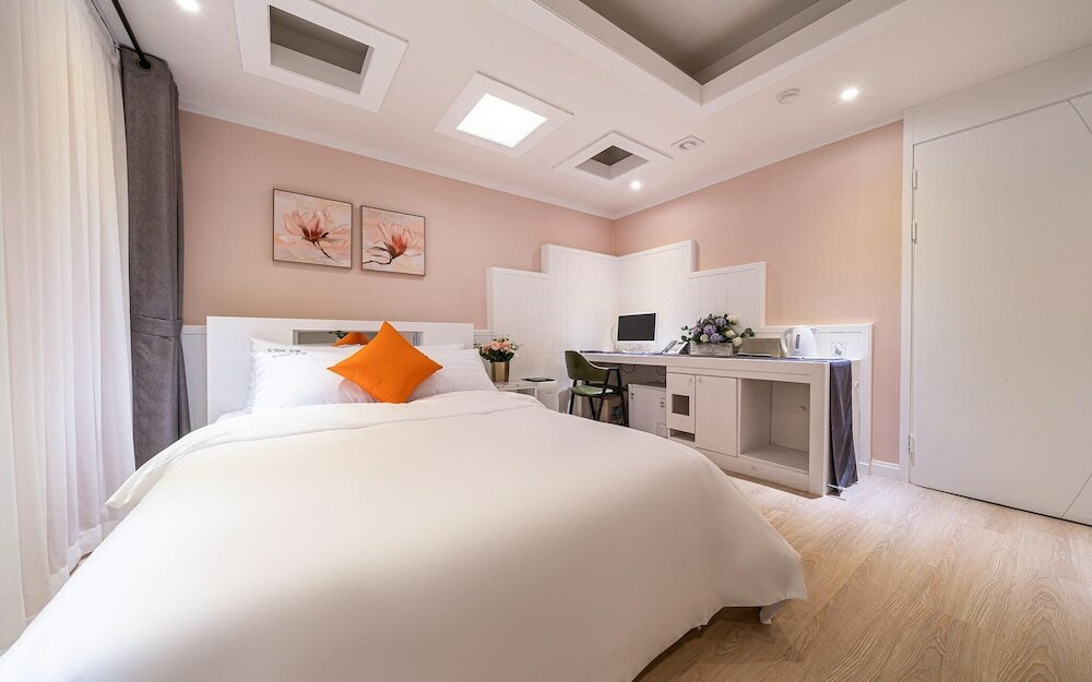 Фото Seocho Toad Hotel