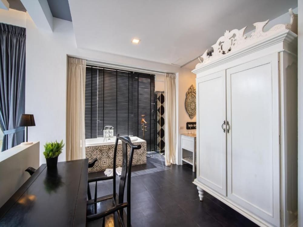 Фото Sky Lantern Hotel