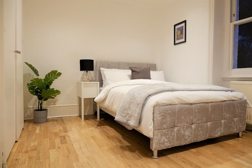 Фото Oxford Apartments