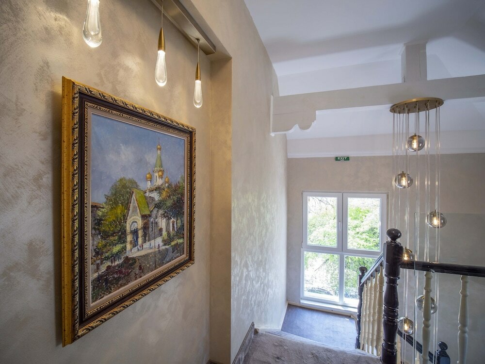 Фото The Moon Boutique Hotel