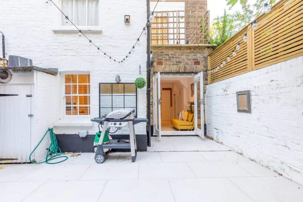 Фото Stylish 1 Bedroom Apartment in Pimlico With Lovely Garden