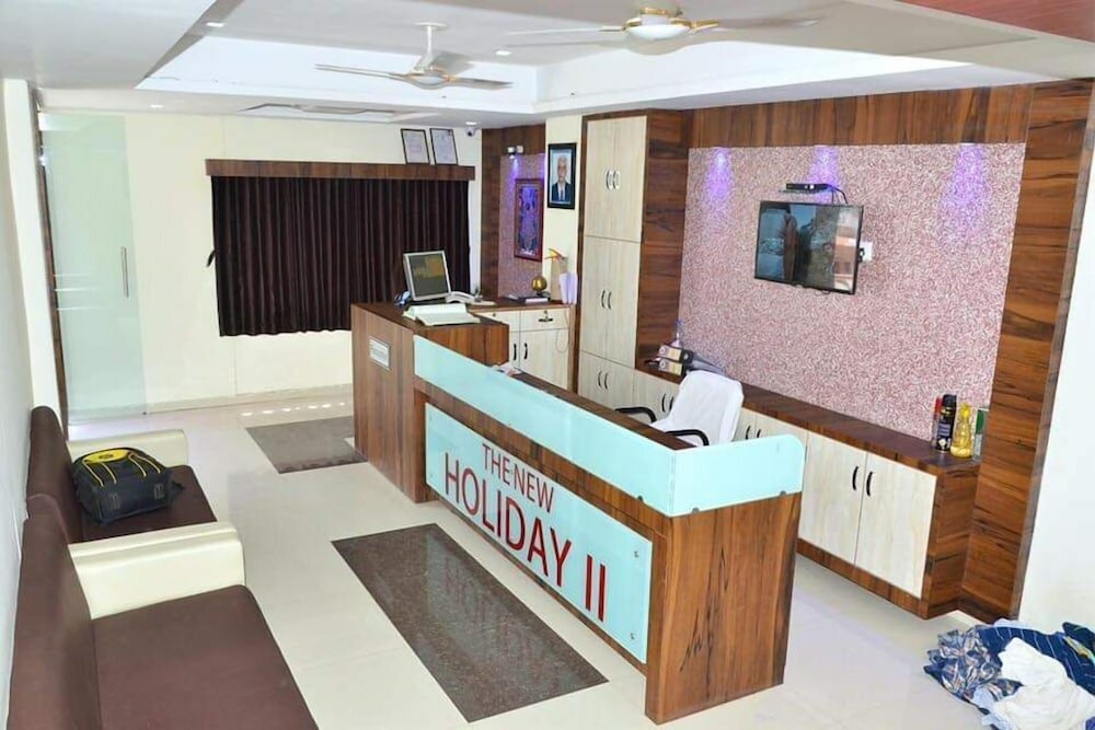 Фото The New Holiday Inn