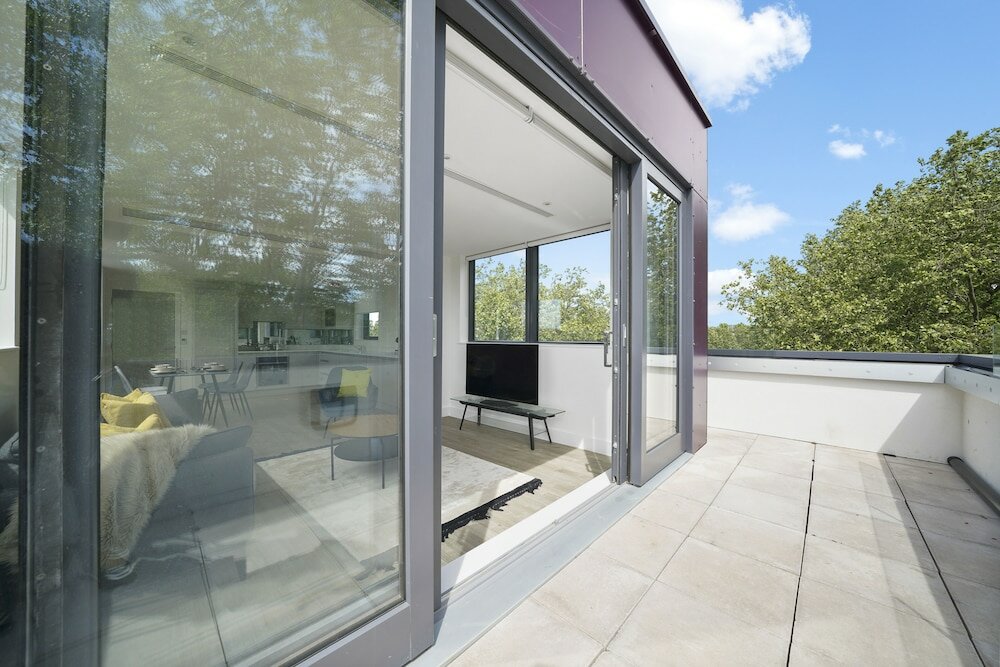 Фото Chic Aparts in Bermondsey by City Stay Aparts